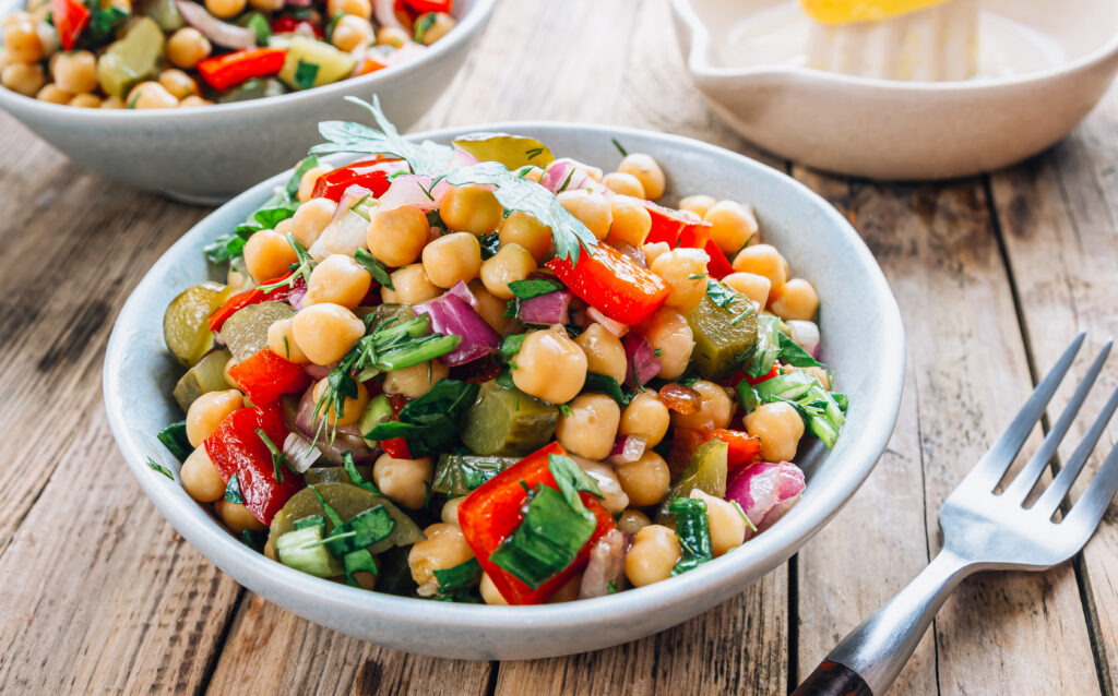 Quick chickpea salad - vegan recipes